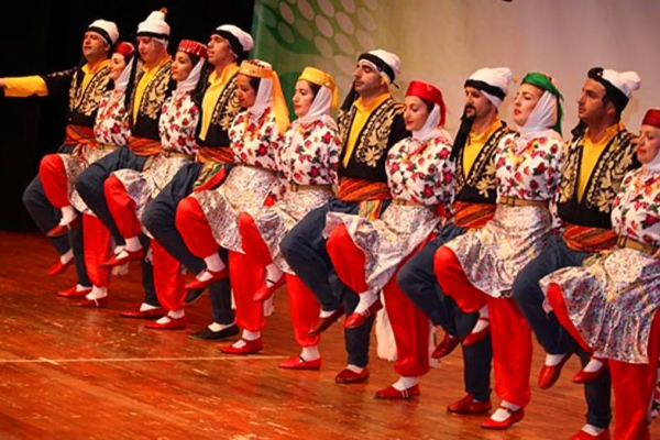Yöresel Danslar